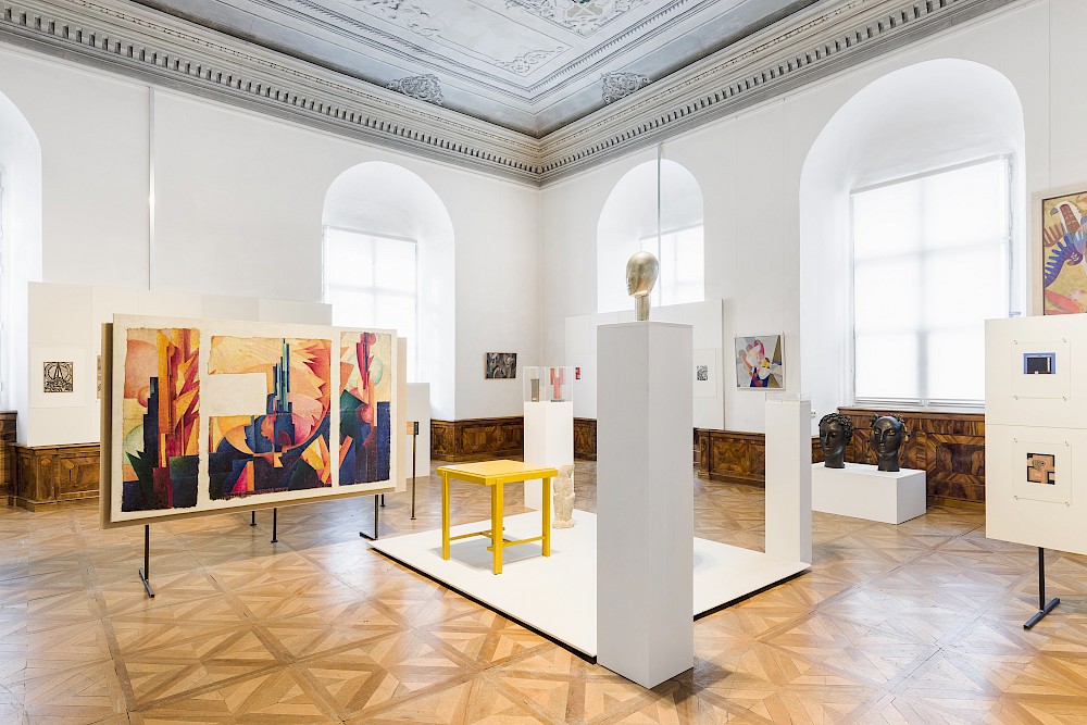 installation view with works by Otto Franz Erich Wagner, Arnold Nechansky, Franz Hagenauer, Marianne My Ullmann, Josef Hoffmann - Workshop for metal processing, amongst others