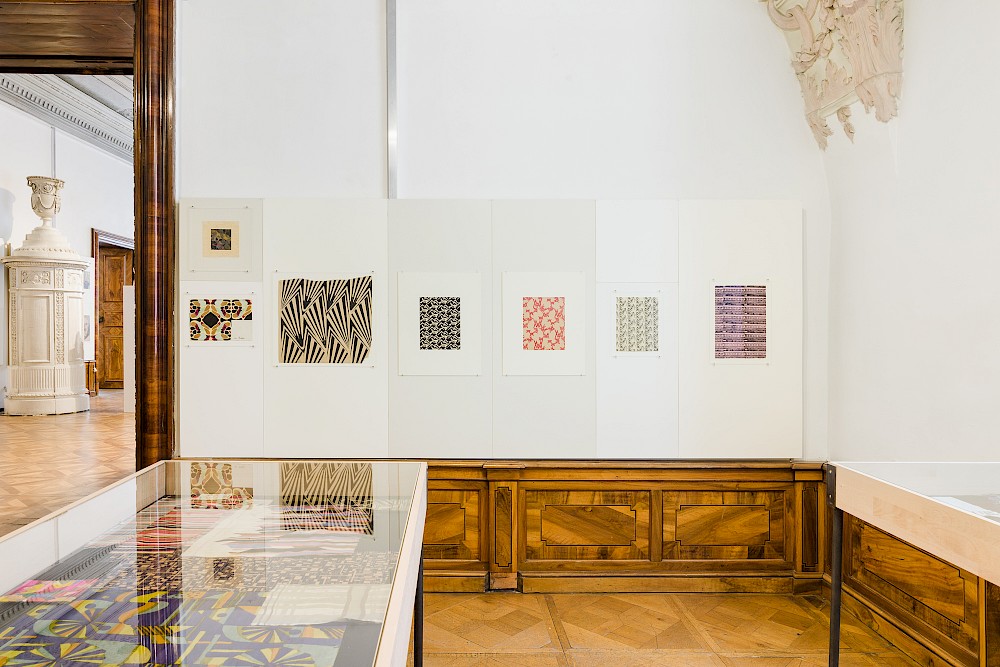 installation view with works by Alfred Buchta, Maria von Uchatius, Ilse Bernheimer, Johanna Reismayer-Fritsche, Eugenie Blöch, Abteilung Josef Hoffmann, amongst others