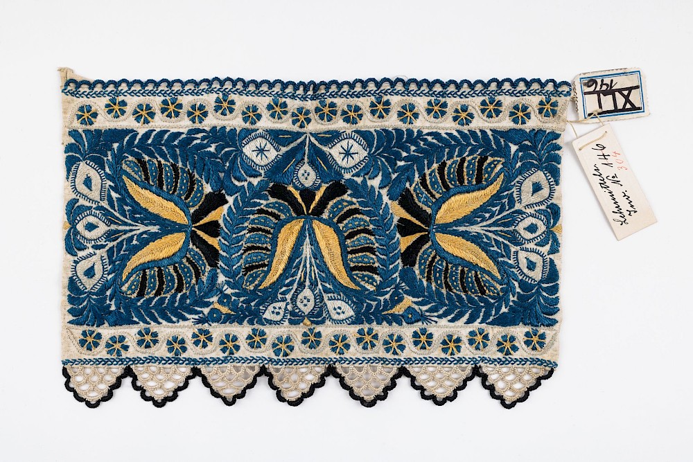 sleeve trim (teaching material)